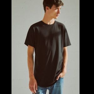 Longer extended length scallop hem black tee NWT